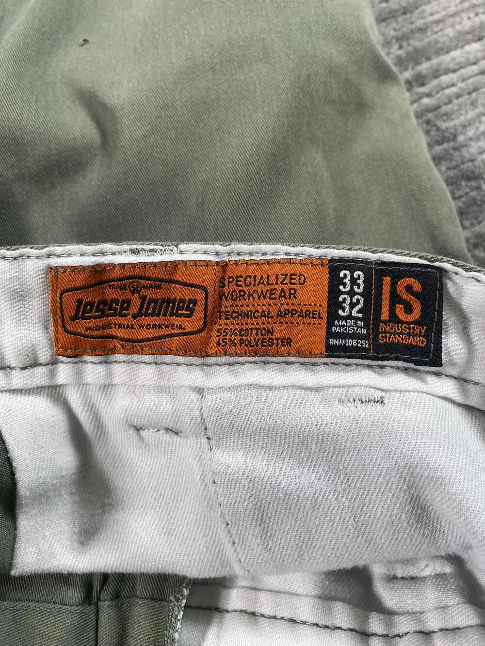 Jesse James Pants Mens 33x32 (fits 33x27) Green Chino Relax Straight Industrial